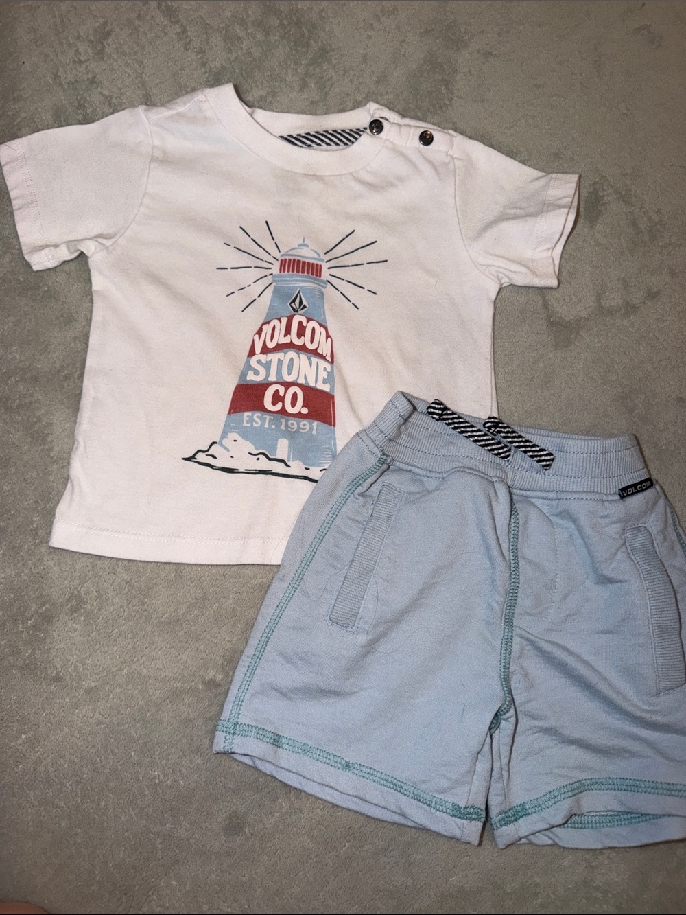 Volcom White Lighthouse Graphic Tee & Light Blue Shorts Set